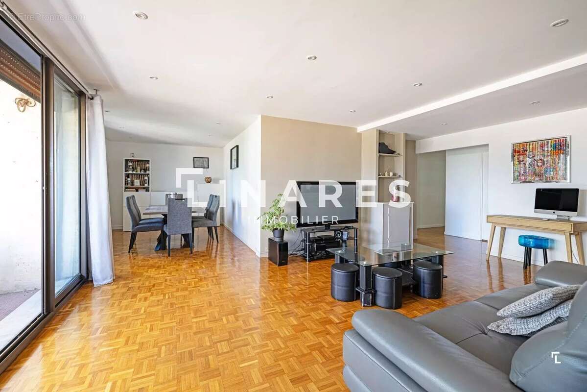 Appartement à MARSEILLE-9E