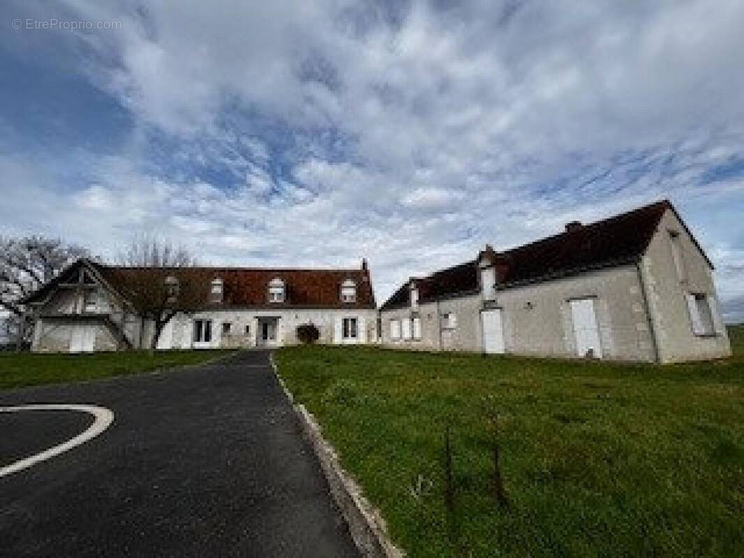 Photo 1 - Maison à LOCHES