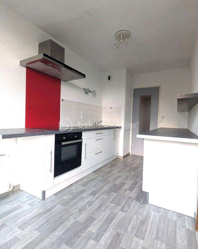 Angers – opportunité t3 lumineux avec grand balcon & vue dégagée à 10 min de la gare – tram et bus à proximité immédiate - photo 3
