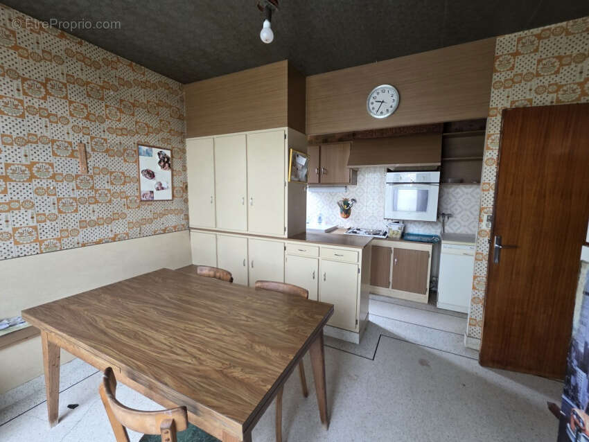 Maison à SAINT-GEORGES-DE-MONS