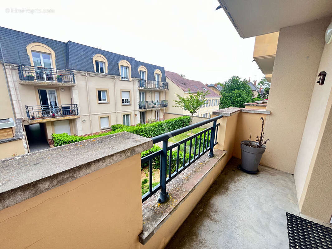 Appartement à DOURDAN