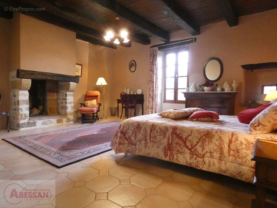 Maison à CORDES-SUR-CIEL