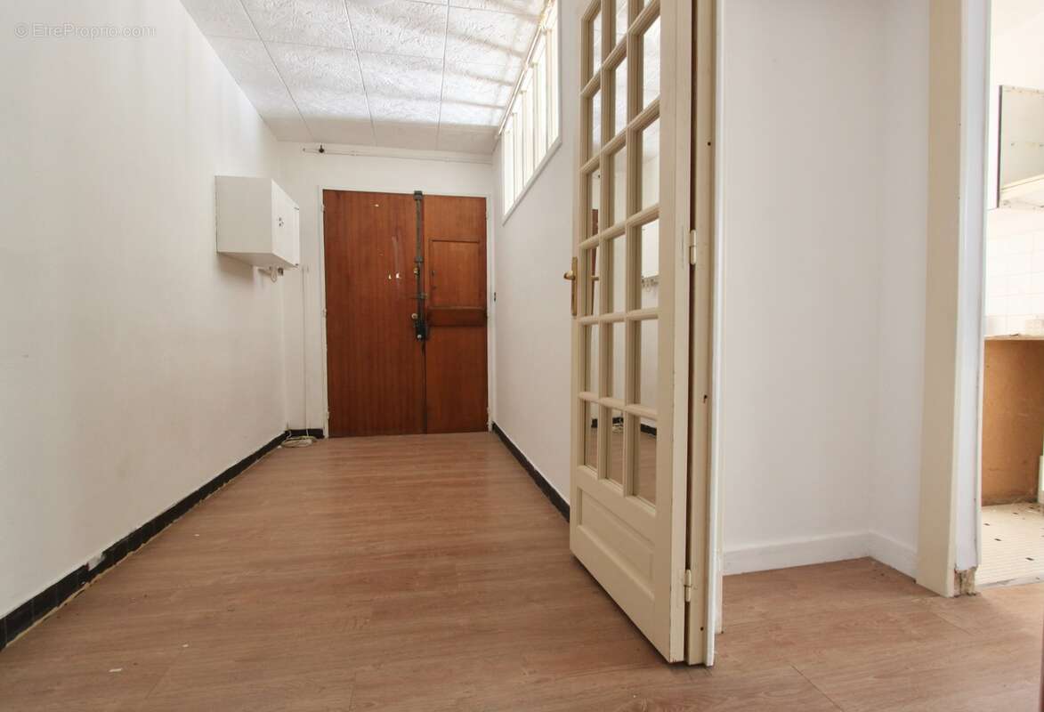 Appartement à vendre 2 pièces LA ROCHELLE (17) - photo 3