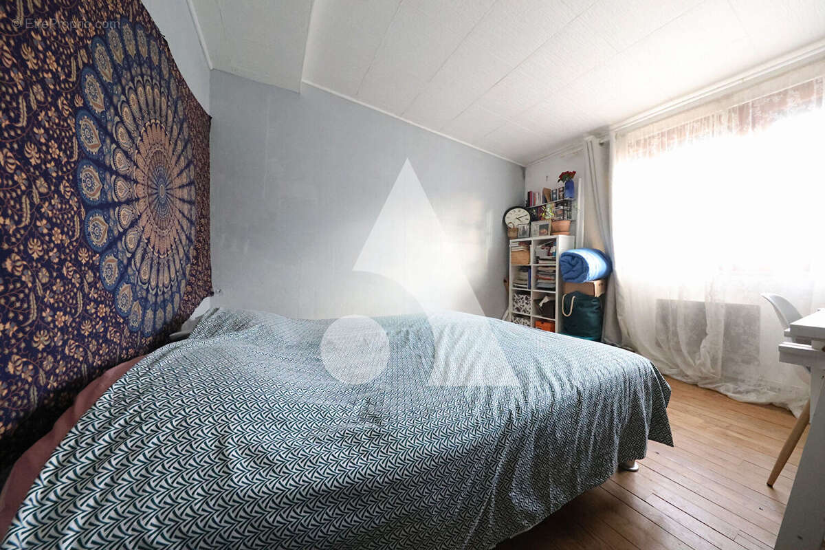 Maison à CORBEIL-ESSONNES