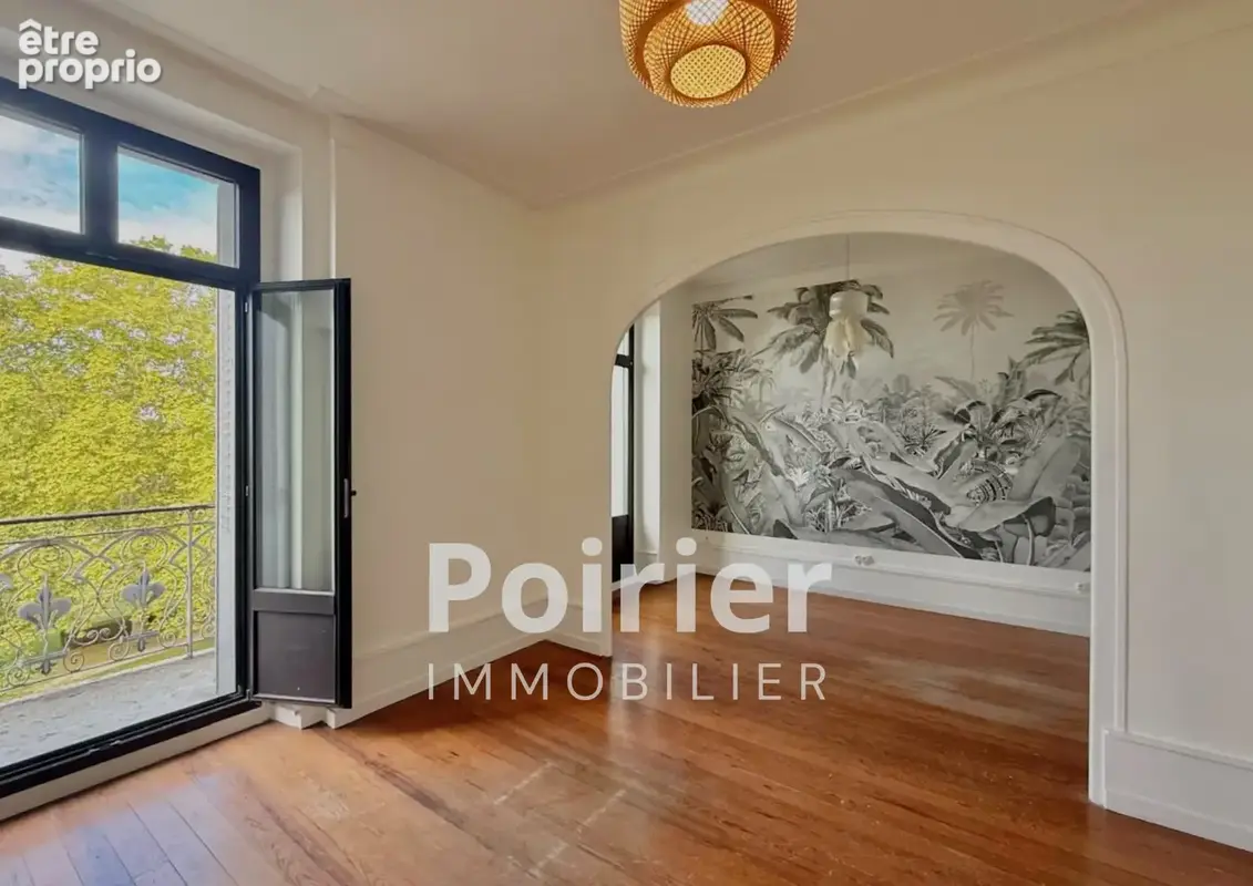 Photo Appartement à Evian-Les-Bains au prix de 200 000€