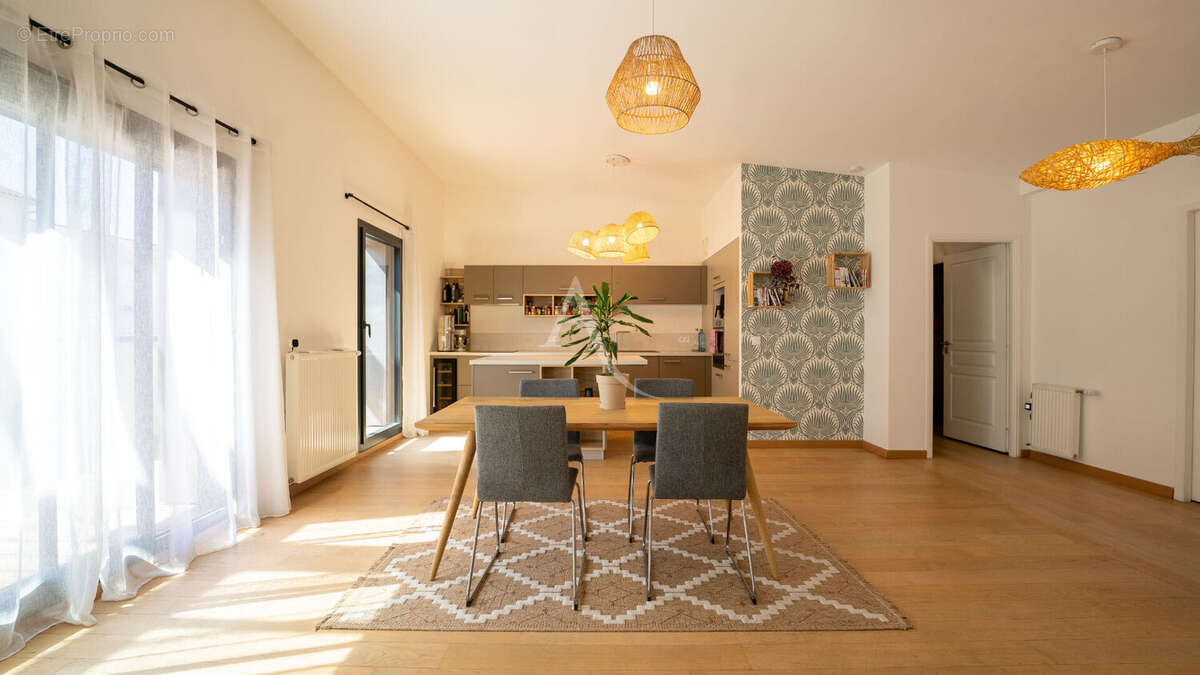 Appartement à SAINT-JULIEN-EN-GENEVOIS