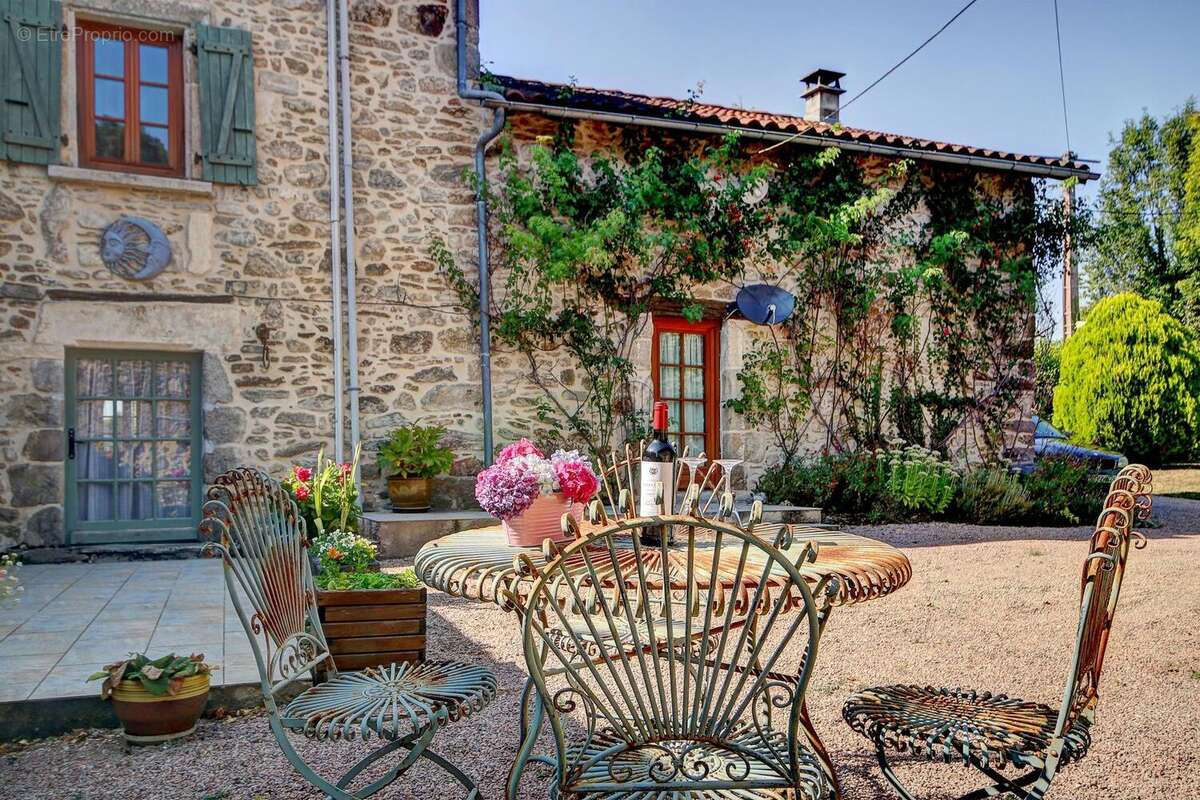 Photo 3 - Maison à CHAMPS-ROMAIN