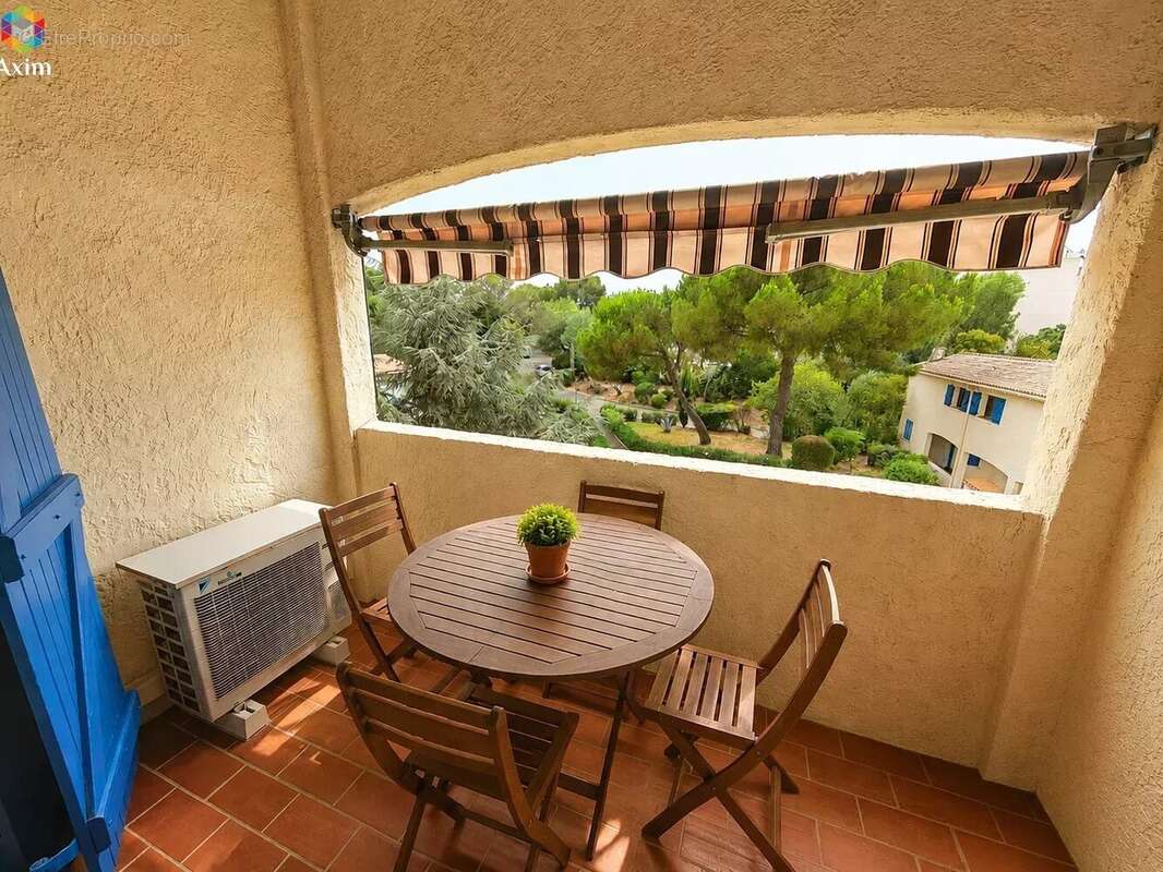 Saint-raphaël – appartement avec terrasse couverte – vue sur les jardins - photo 2