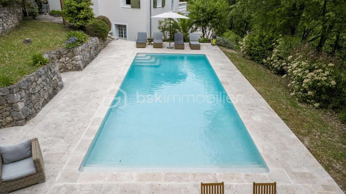 Maison à GATTIERES