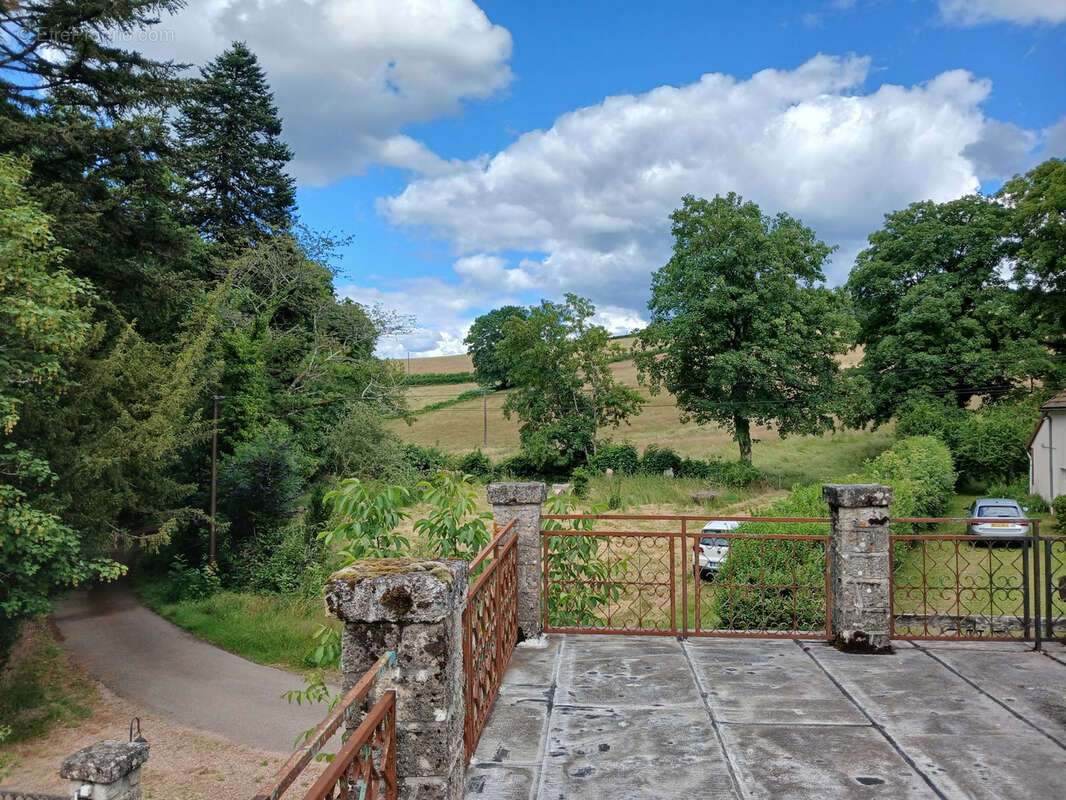 Exclusivité , maison de famille avec des grandes dépendances, entre Le Lac de Crescent et Lormes, Morvan à moi - photo 51
