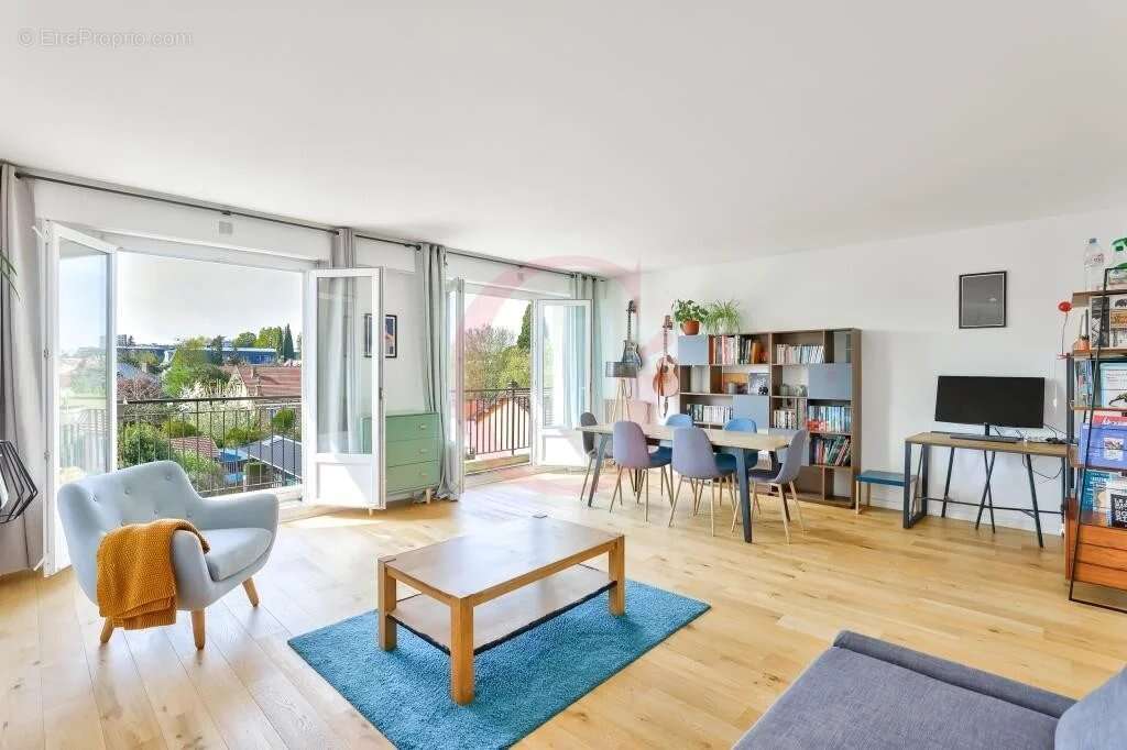 Appartement à BOURG-LA-REINE