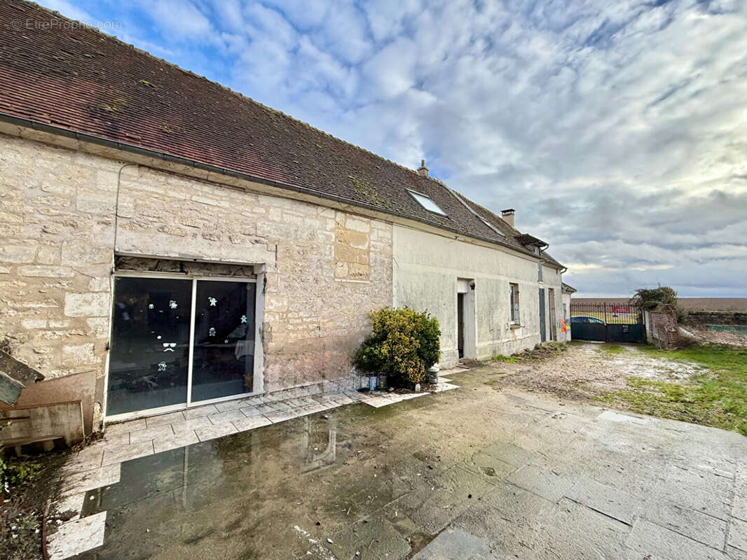 58843342b.jpg - Maison à CHARS