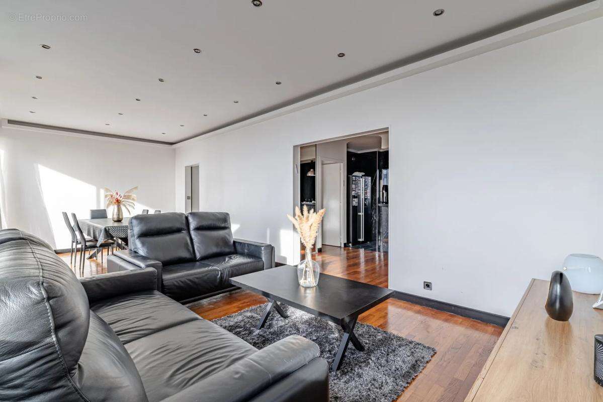 Appartement à SARCELLES