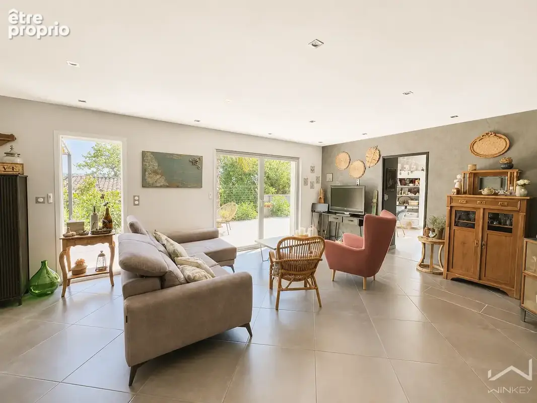 Maison + piscine - photo 5