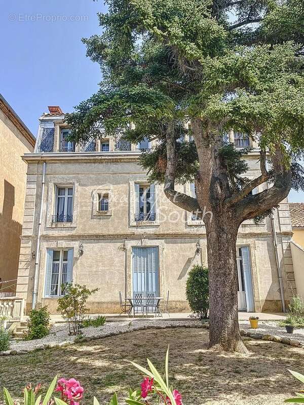 Maison à SAINT-LAURENT-DE-LA-CABRERISSE