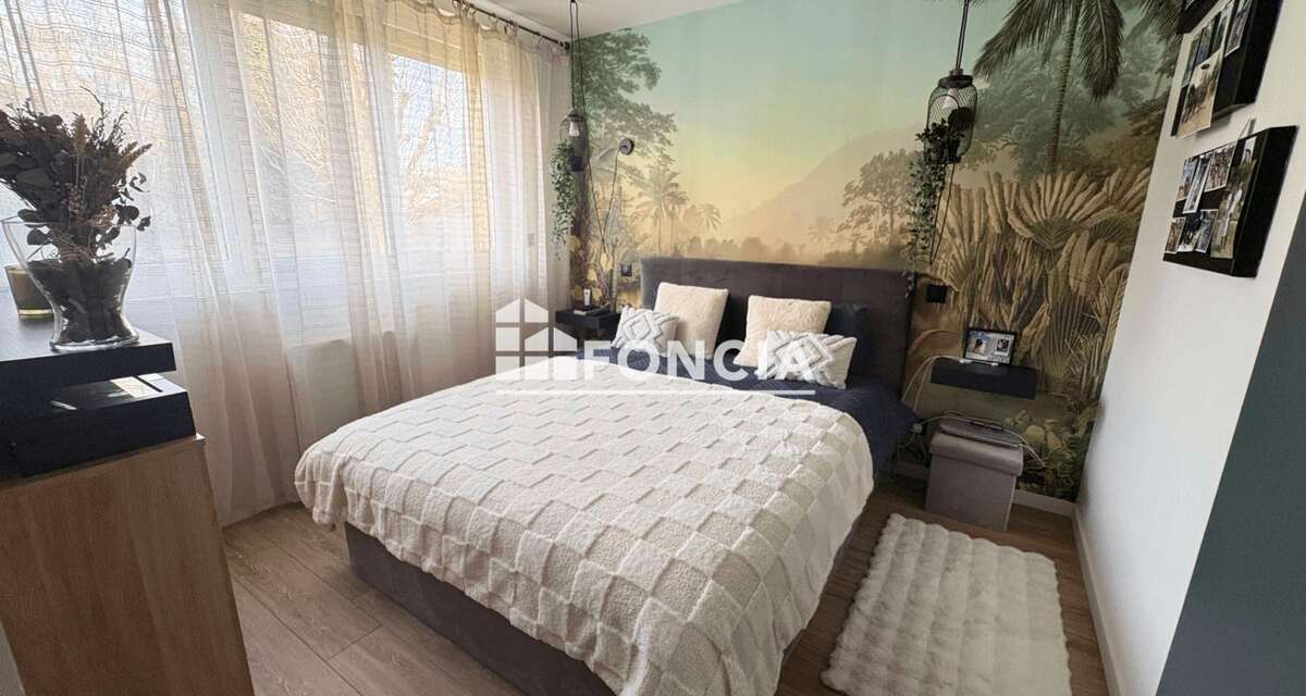 Appartement à FRESNES