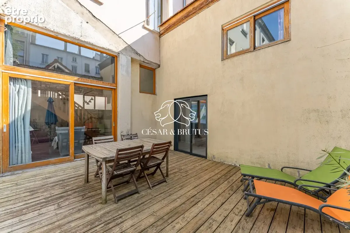 Appartement 8 pièces 155 m² à vendre à Lyon-6e (69006) - photo 2