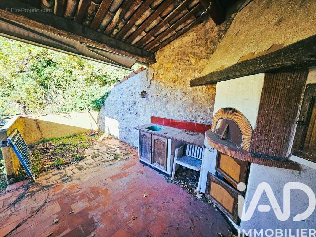 Photo 5 - Maison à MONTFERRAT