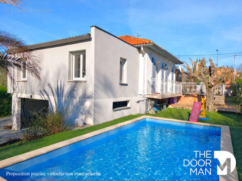 Maison à BRUGUIERES