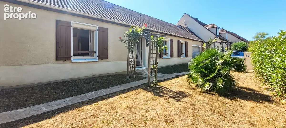 À vendre ! Charmante maison de plain-pied de 100 m² sur un beau terrain de 471 m². - photo 12