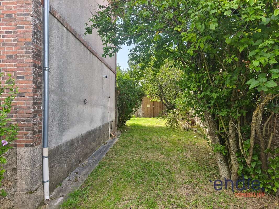 Maison de 3 pièces (80 m²) à vendre à COUTANSOUZE - photo 15