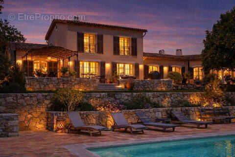 Maison à MOUGINS