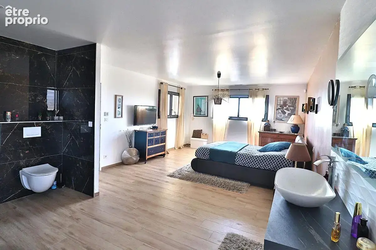 Villa contemporaine 5 pièce(s) 150 m2 sur un terrain de 1000m² avec piscine - photo 9