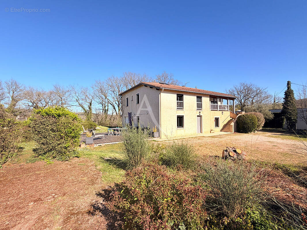 Maison à PARNAC
