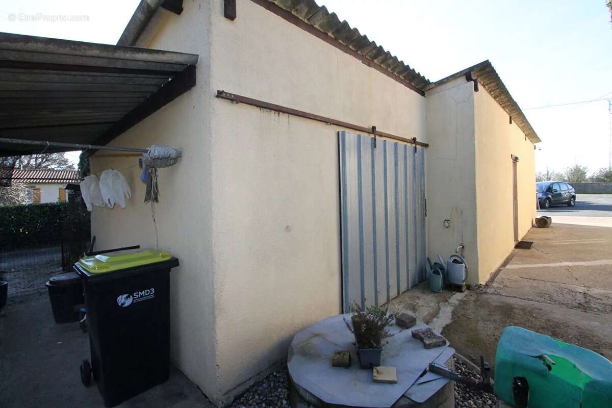 Maison à SAINT-PIERRE-D'EYRAUD