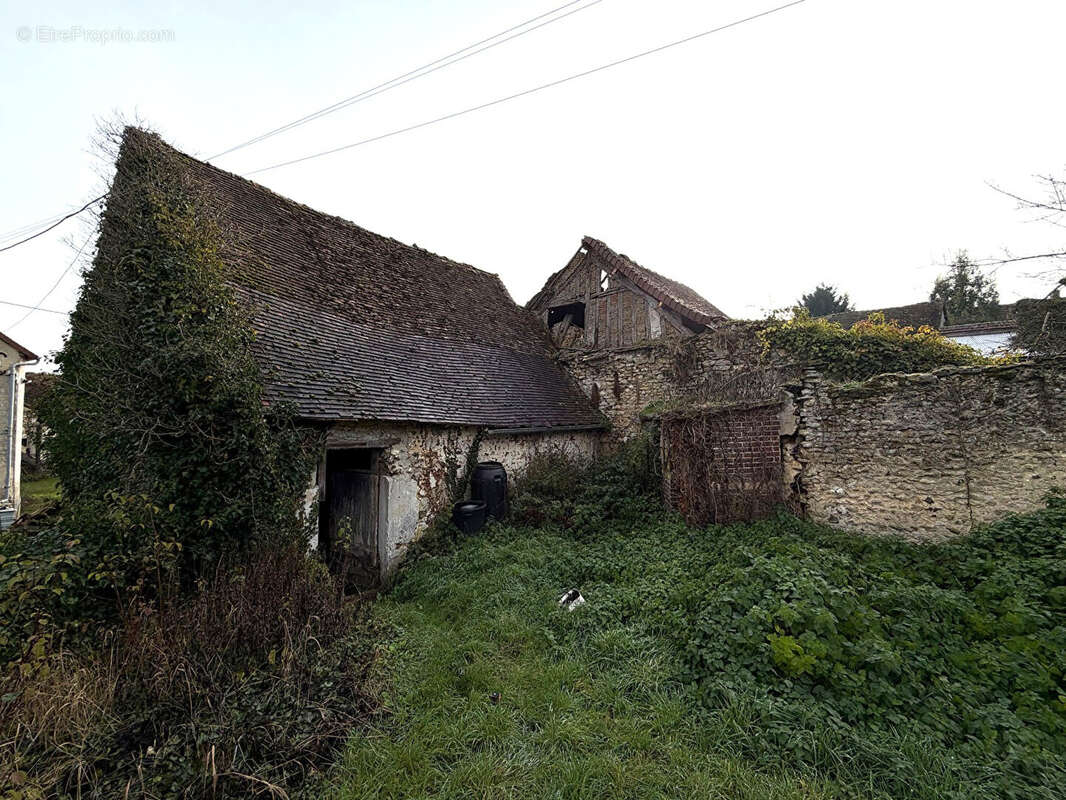 Maison à SAINT-LUBIN-DE-LA-HAYE
