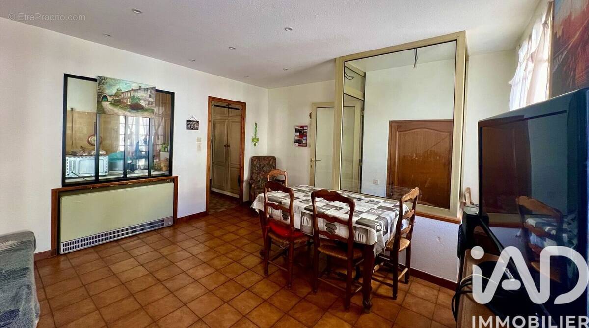 Photo 1 - Appartement à COLLOBRIERES