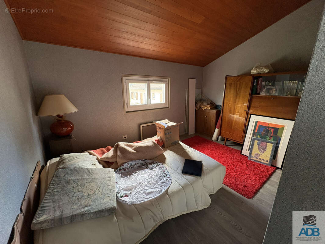 Maison à MABLY