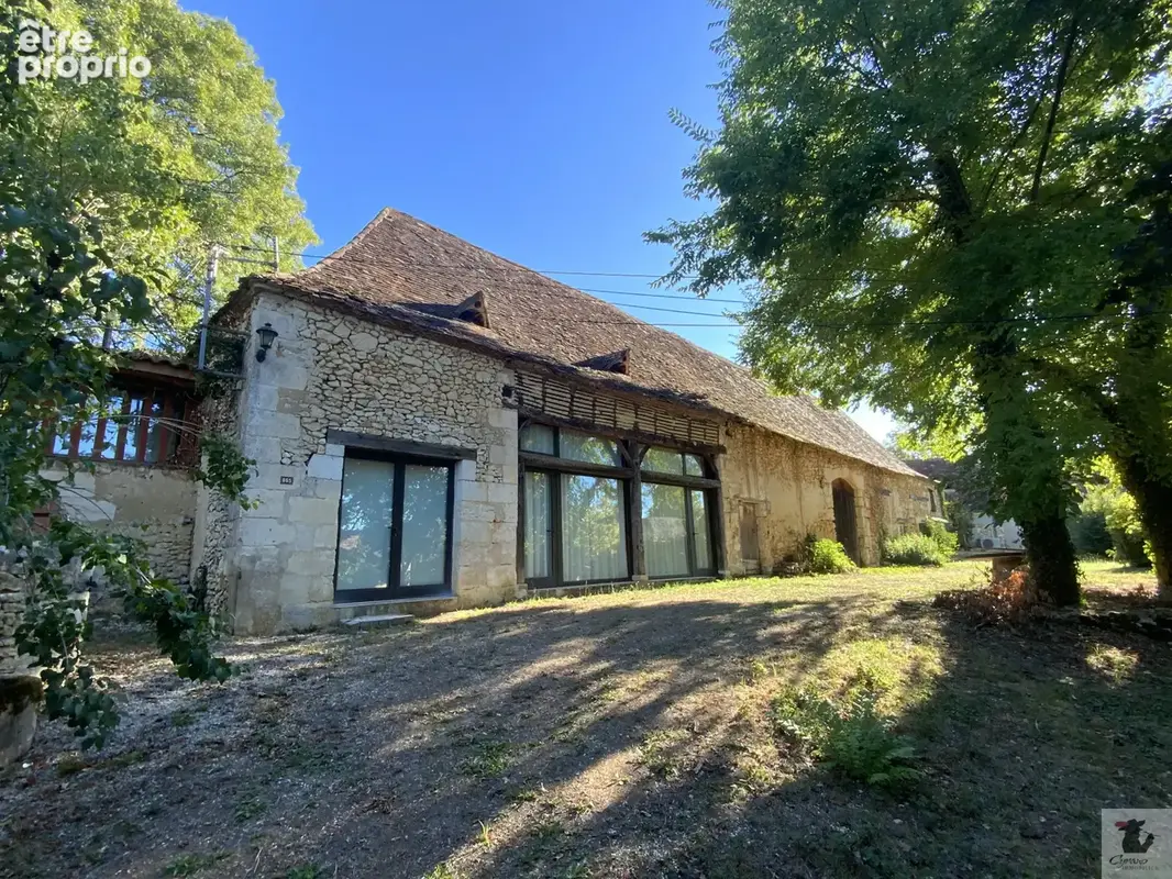 Longère de charme à rénover - grange + dépendances - 1000 m2 - nord bergerac - photo 4
