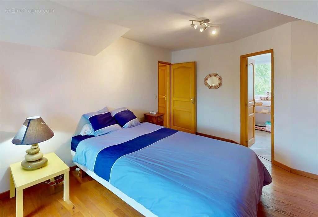 Maison à RAMBOUILLET