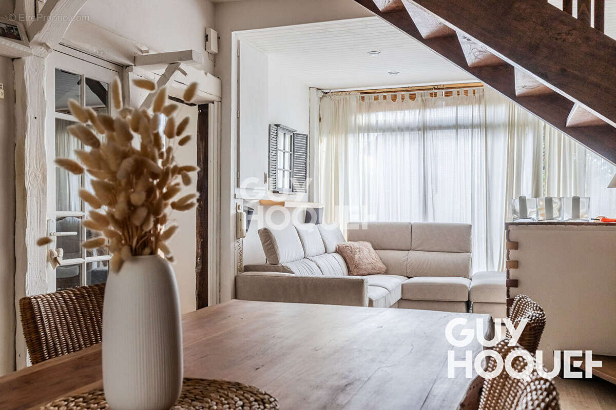 Maison à ATHIS-MONS