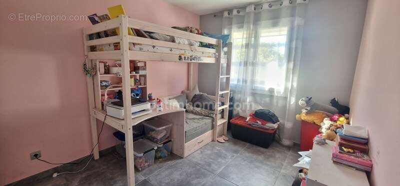 Villa plain pied avec piscine et garage! - photo 13