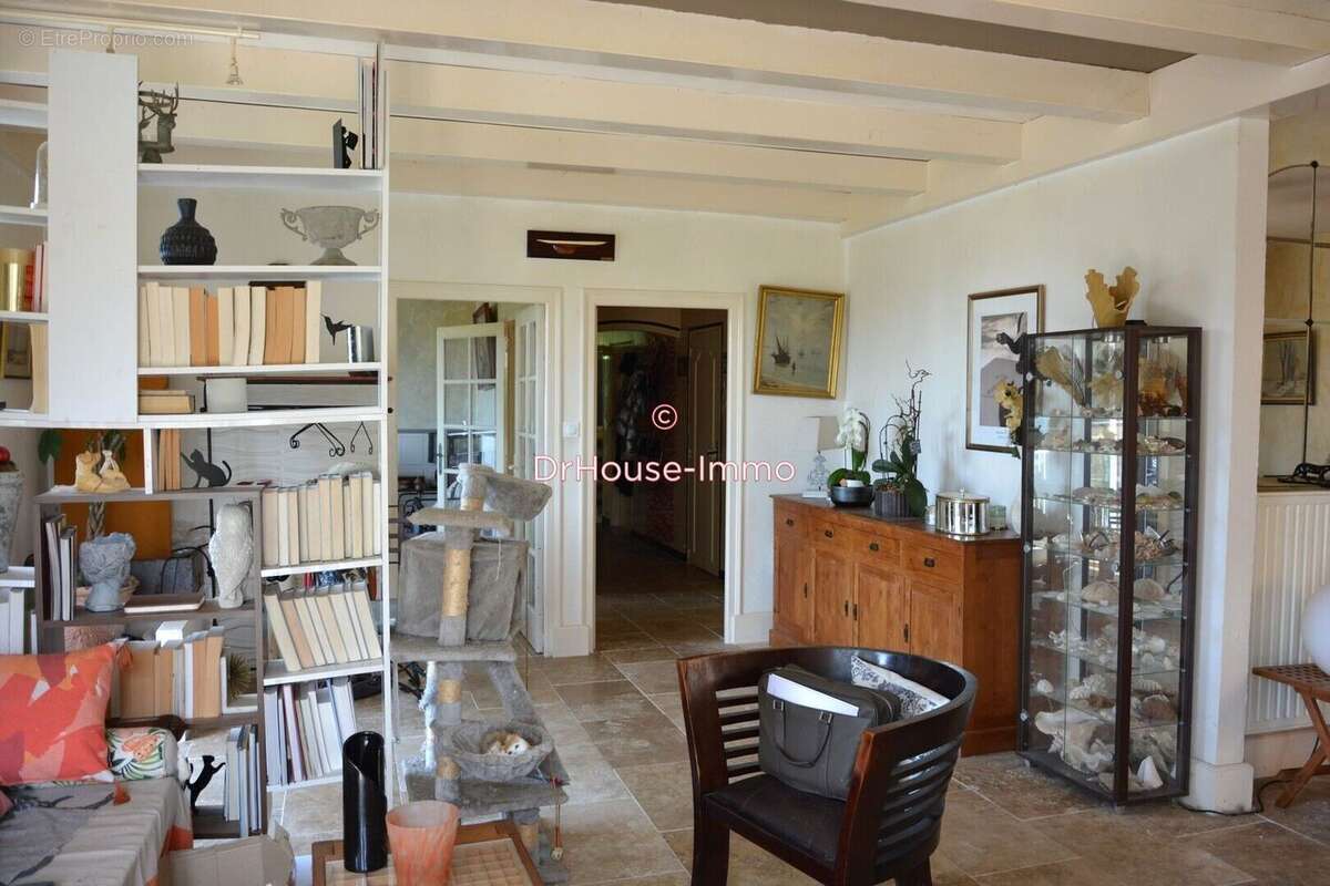 Maison 197 m² à Brigueuil  - photo 36