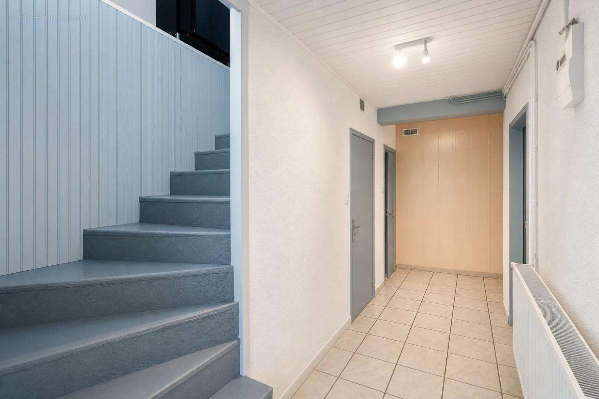 Maison 5 pièces avec jardin à Besse-et-Saint-Anastaise - photo 11