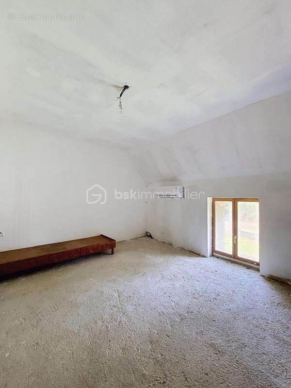 Maison a finir de rénover 180m2 à Janvilliers - photo 11