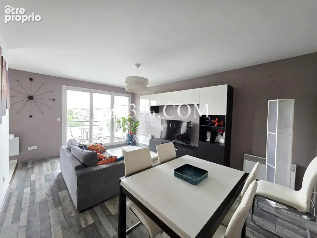 Saint André lez Lille, T3 de 64m2 avec balcon et parking - photo 5