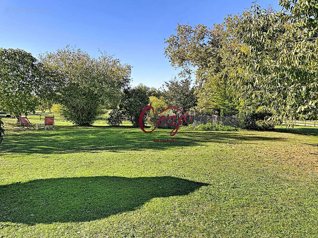 Maison à SALLEBOEUF