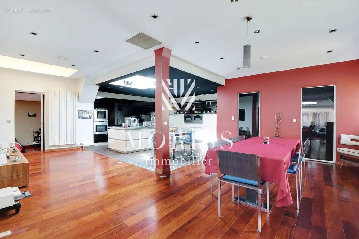 Appartement à NOGENT-SUR-MARNE