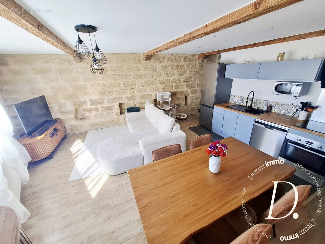 Maison à AIGUES-VIVES