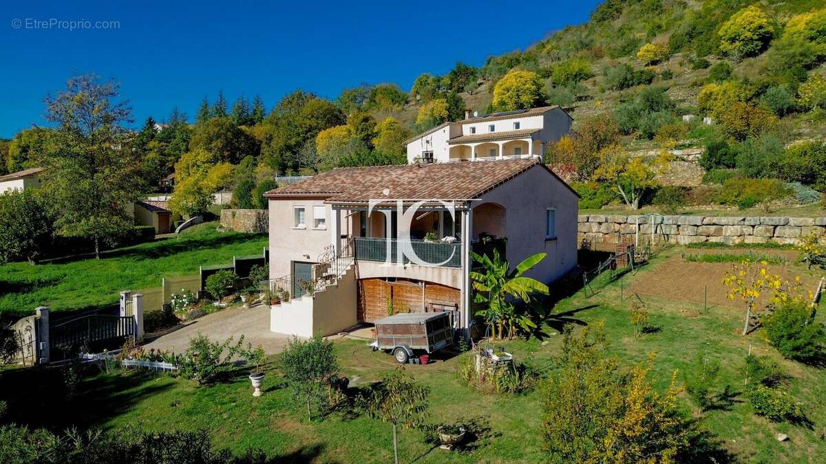 Maison à SAINT-AMBROIX