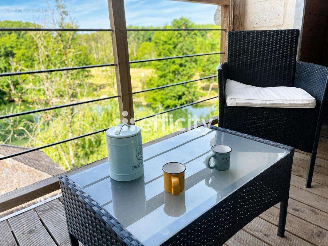 Appartement à ARTANNES-SUR-INDRE