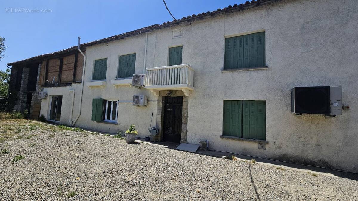 Maison à MARTRES-DE-RIVIERE