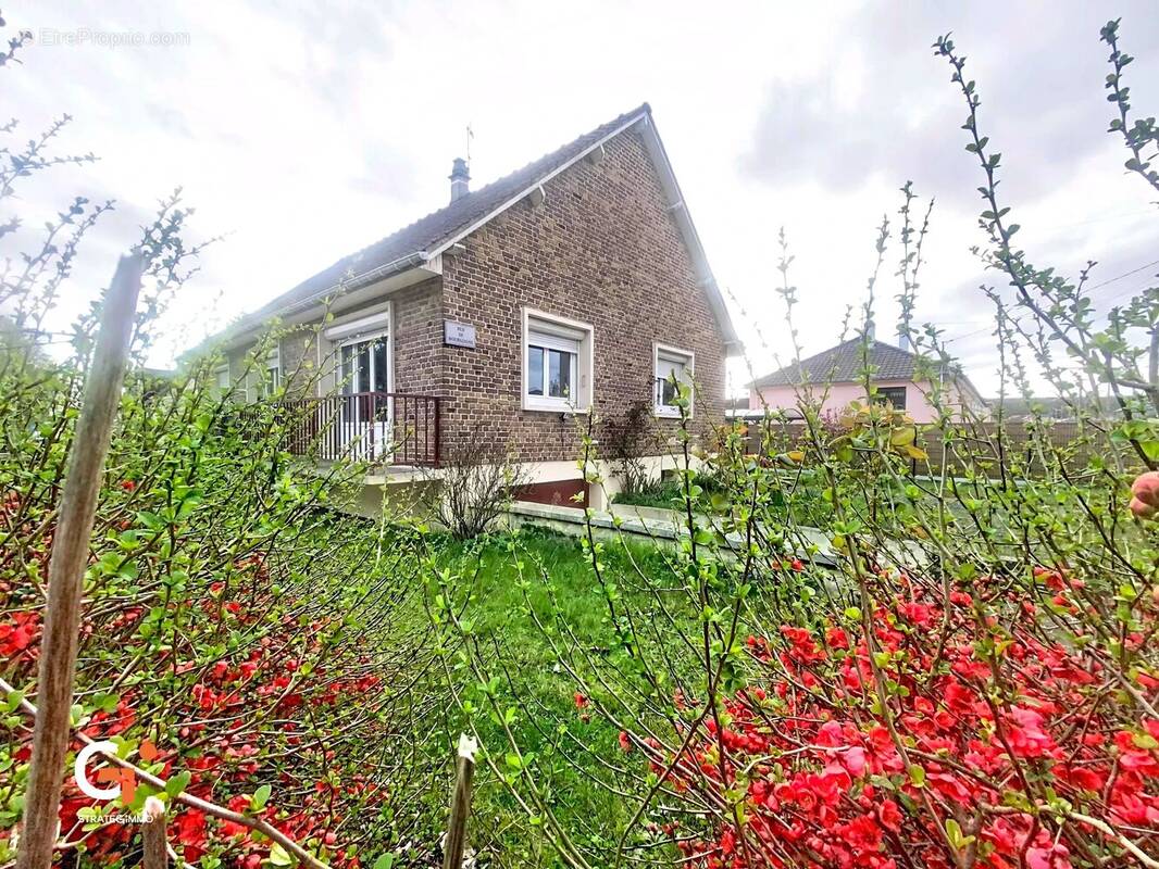 Maison à OISSEL