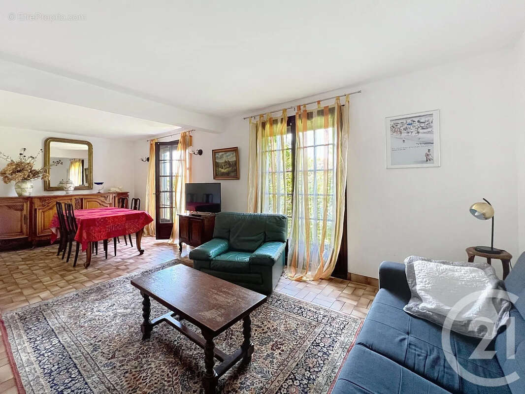 Maison à HAUTEVILLE-LES-DIJON