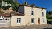 Maison à LUSIGNAN