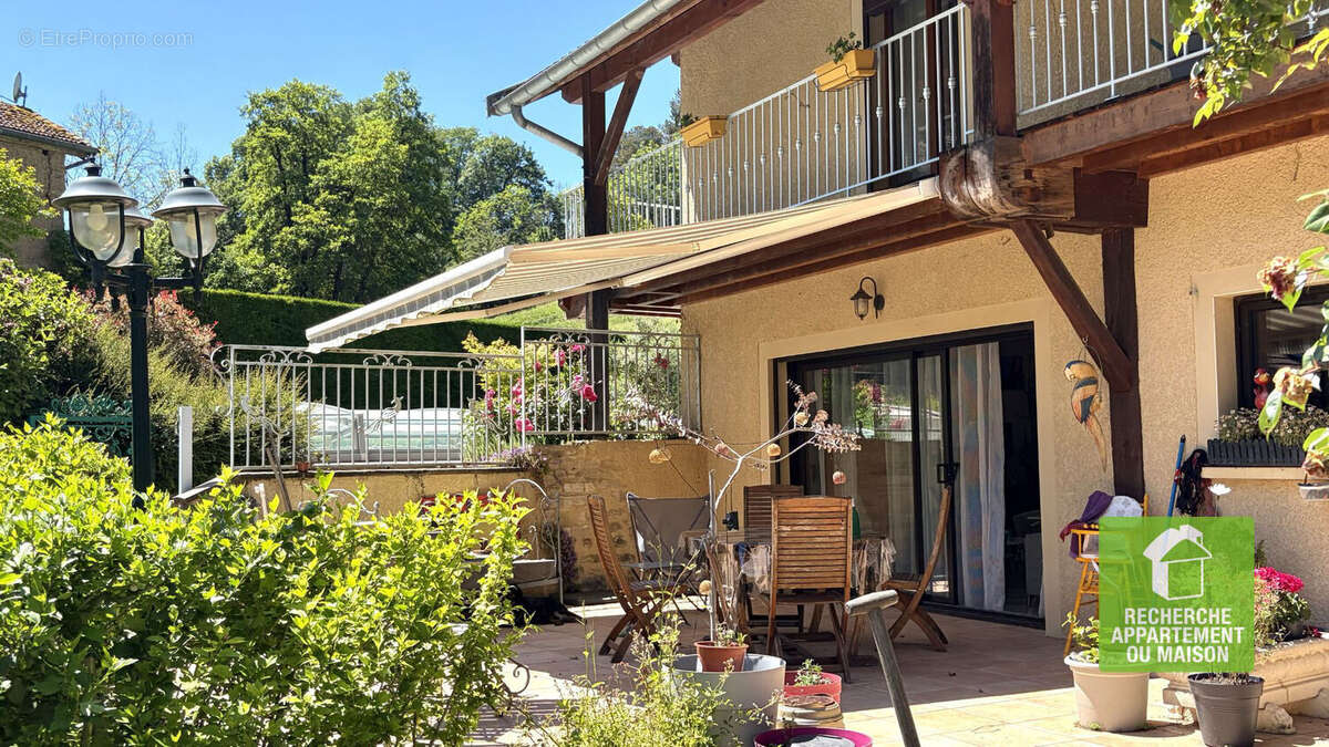 Maison à SAINT-CHEF